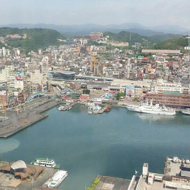 ライン イン 基隆市 エクステリア 写真